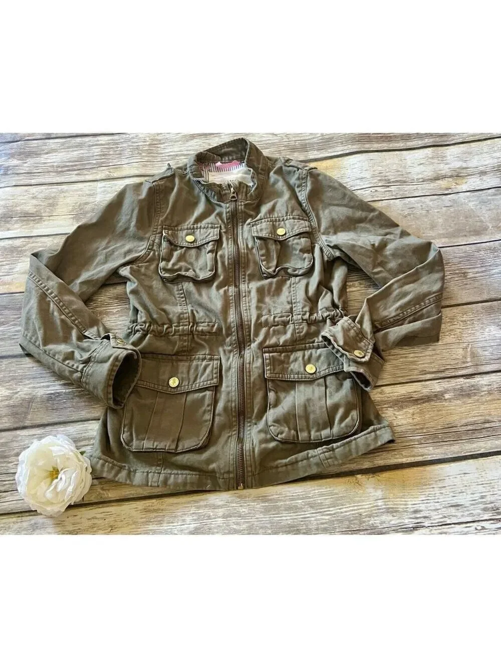 COOL OLIVE GREEN COAT